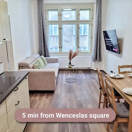 Modern Apartment Near Wenceslas Square Prague Exterior photo