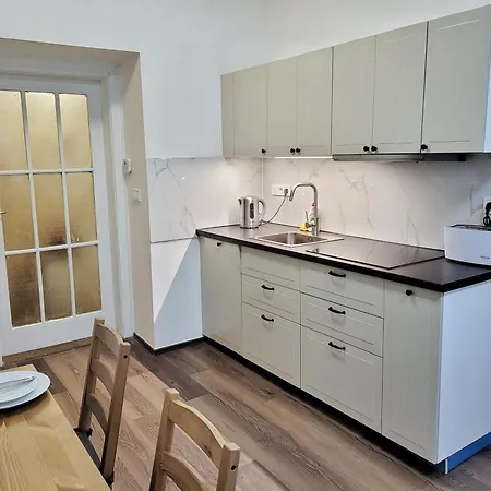 Modern Apartment Near Wenceslas Square Prague Exterior photo